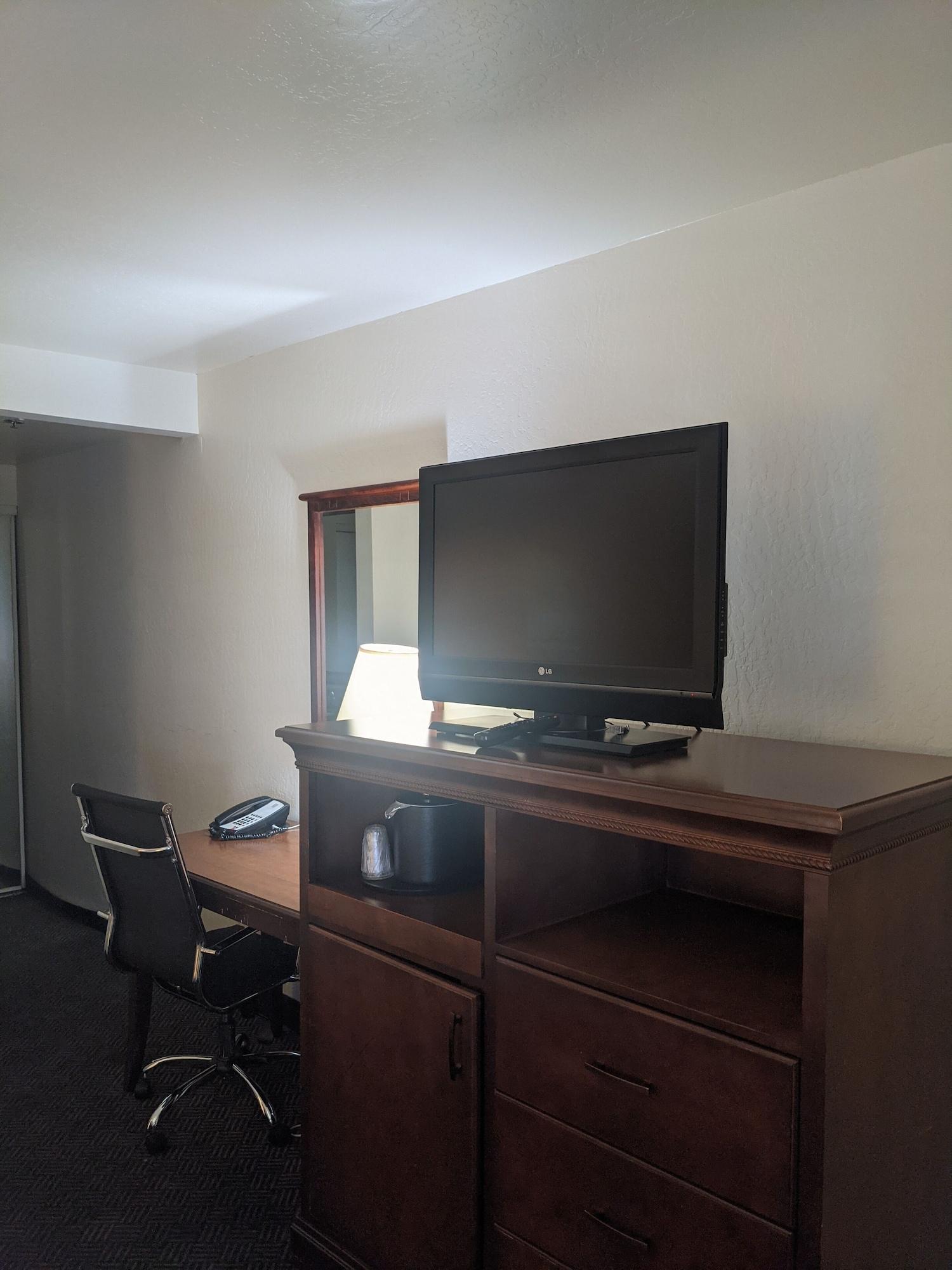 Surestay Plus Hotel By Best Western Tempe University Экстерьер фото
